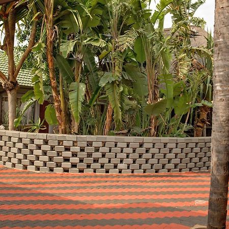 Savannah Guest House 폴로콰네 외부 사진