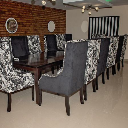 Savannah Guest House 폴로콰네 외부 사진