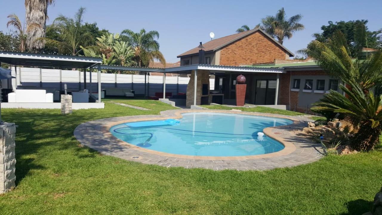 Savannah Guest House 폴로콰네 외부 사진