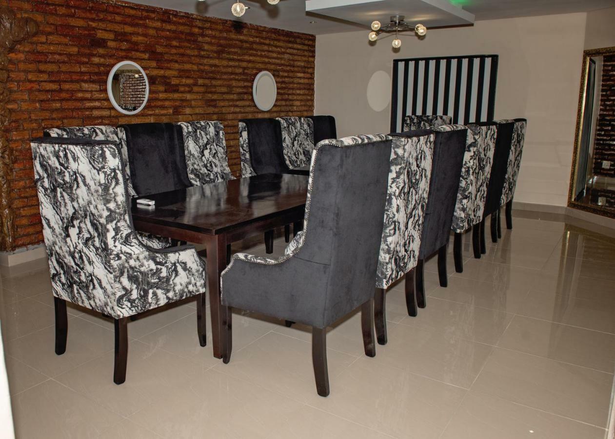 Savannah Guest House 폴로콰네 외부 사진